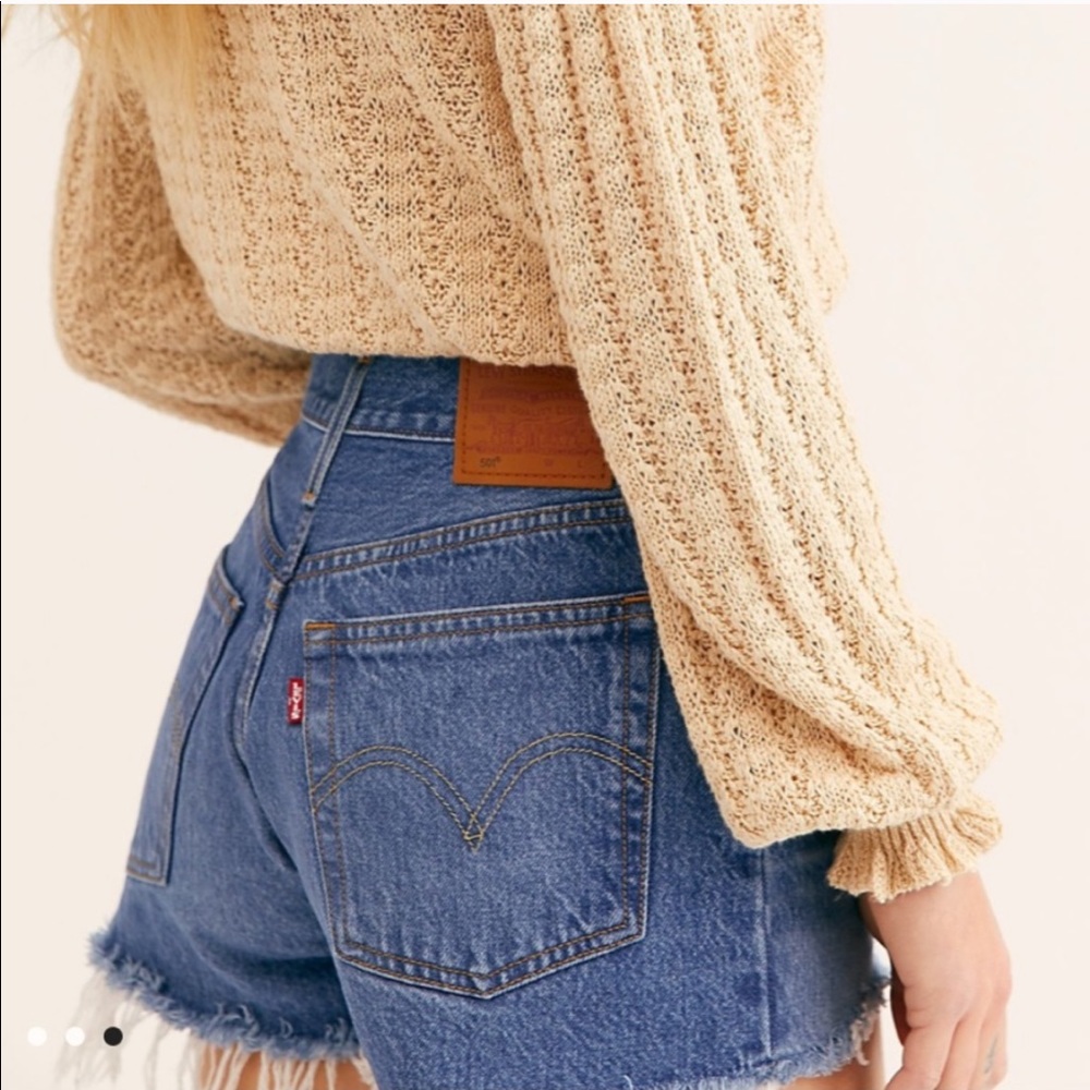 Levi’s 501 high rise cut off shorts